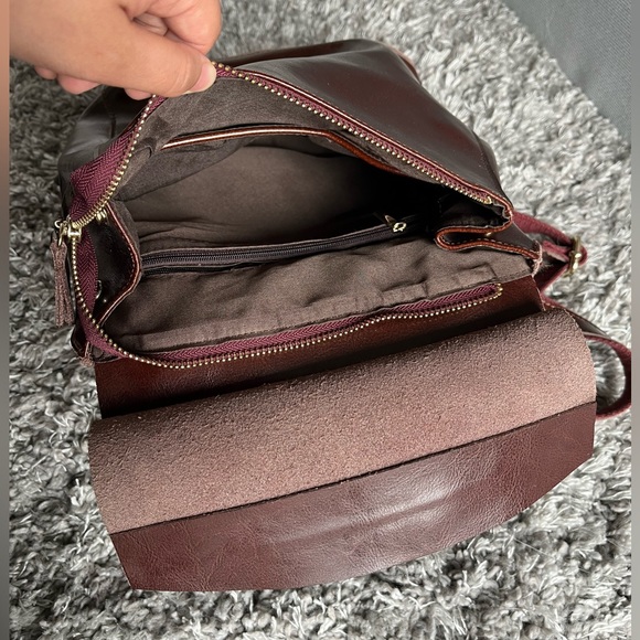 Artisan Handmade Oil Waxed Leather Backpack - Picture 4 of 6